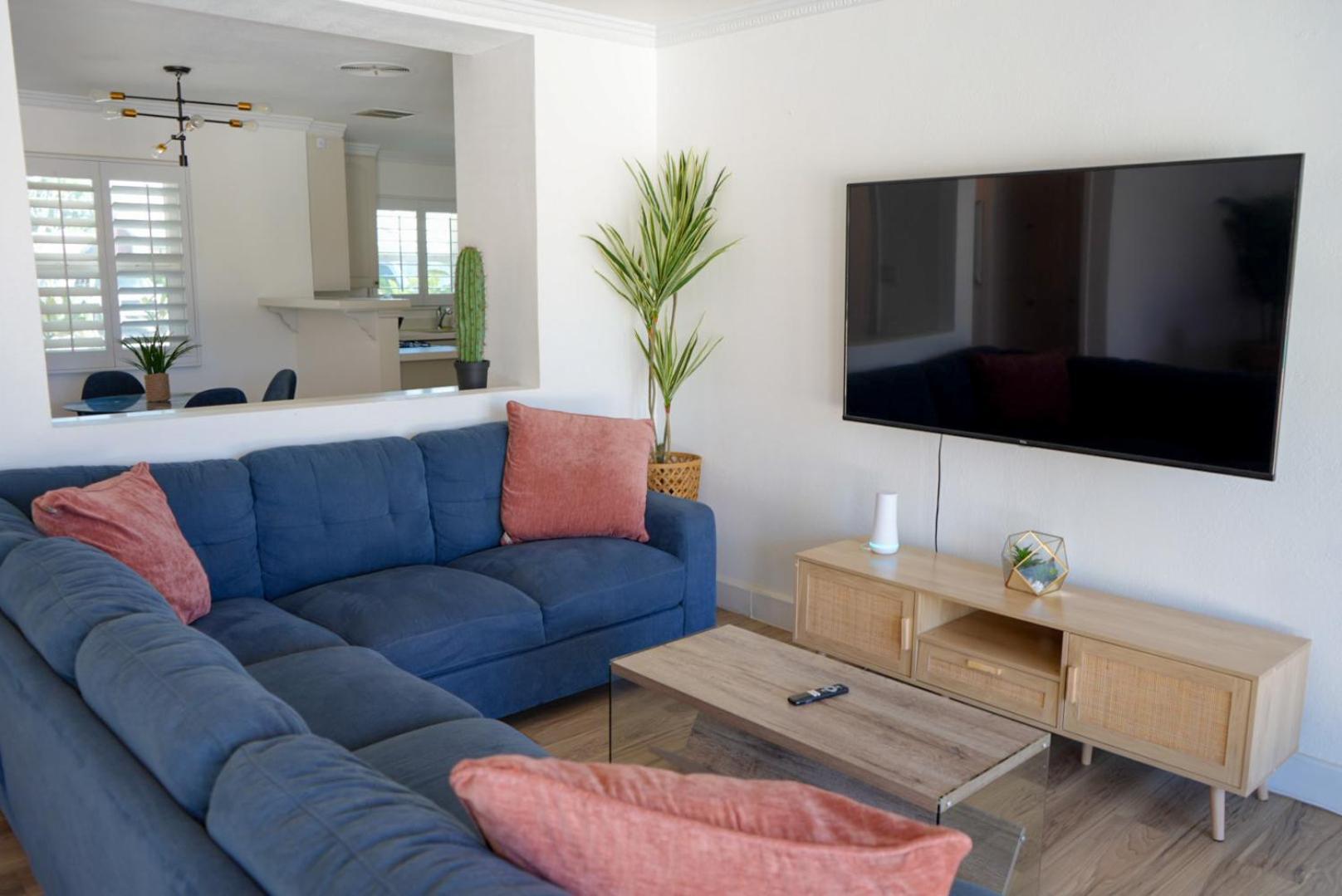 The Pink Cactus - Desert Retreat - Luxe Pool, Golf & Game Room อินดิโอ ภายนอก รูปภาพ
